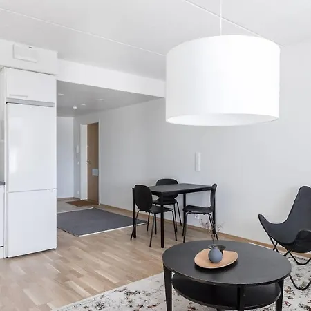 Roost Aviapolis Apartman *
